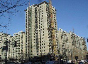 Nu tar byggnadsarbetarna i Beijing semester en månad och åker till sina hemprovinser för att träffa sin familj